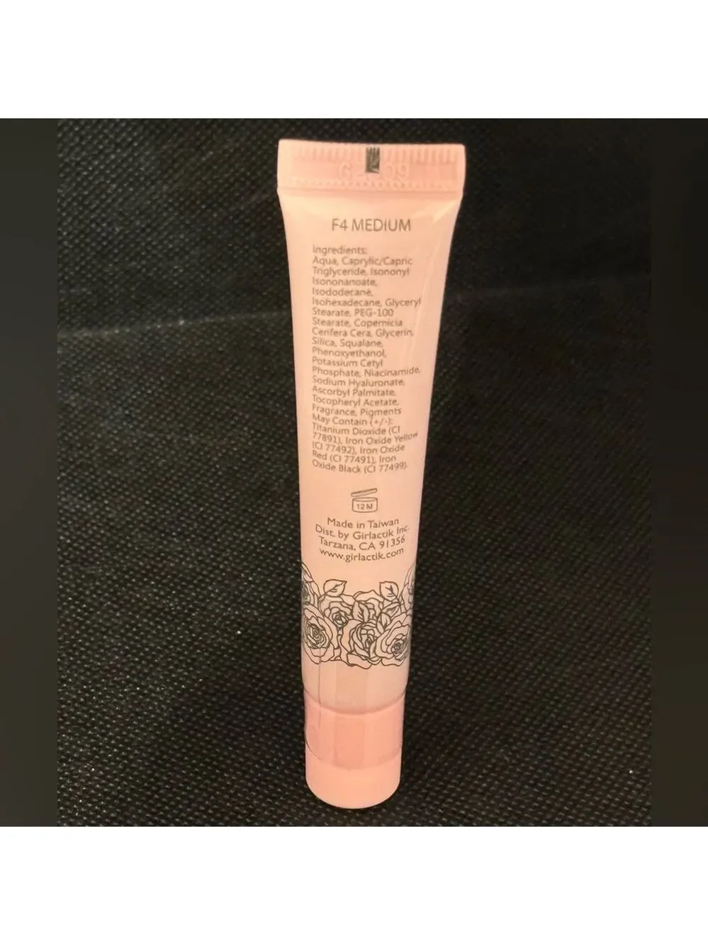 Girlactik Foundation Luminous Tint Medium F4